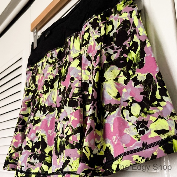 lululemon athletica | Pace Rival Mid-Rise Skirt Inflected Highlight Yellow Multi - Picture 3 of 8